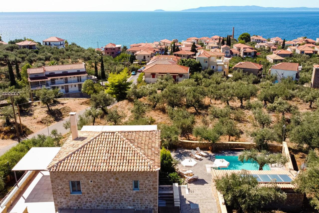 Lithos Guesthouse Kardamili Esterno foto