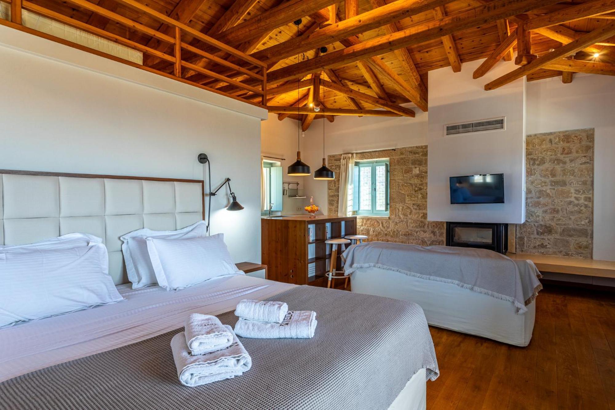Lithos Guesthouse Kardamili Esterno foto