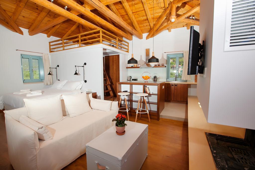 Lithos Guesthouse Kardamili Esterno foto