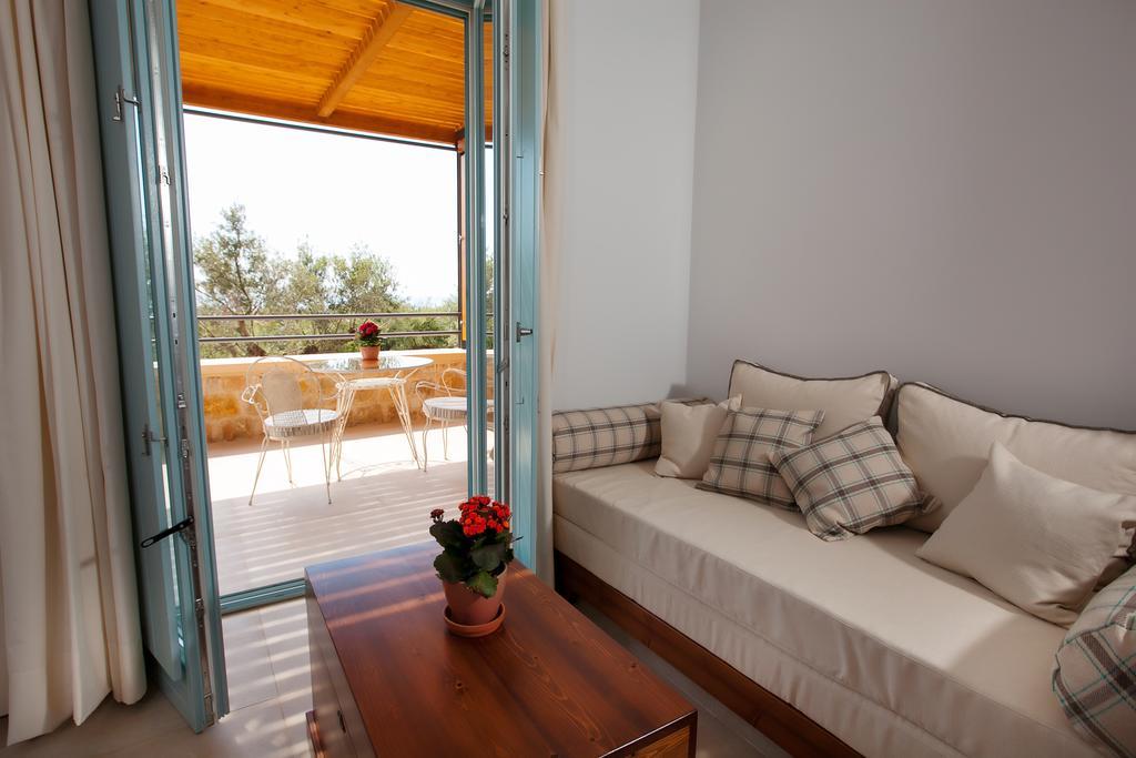 Lithos Guesthouse Kardamili Esterno foto