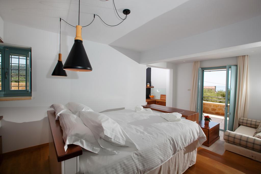 Lithos Guesthouse Kardamili Esterno foto