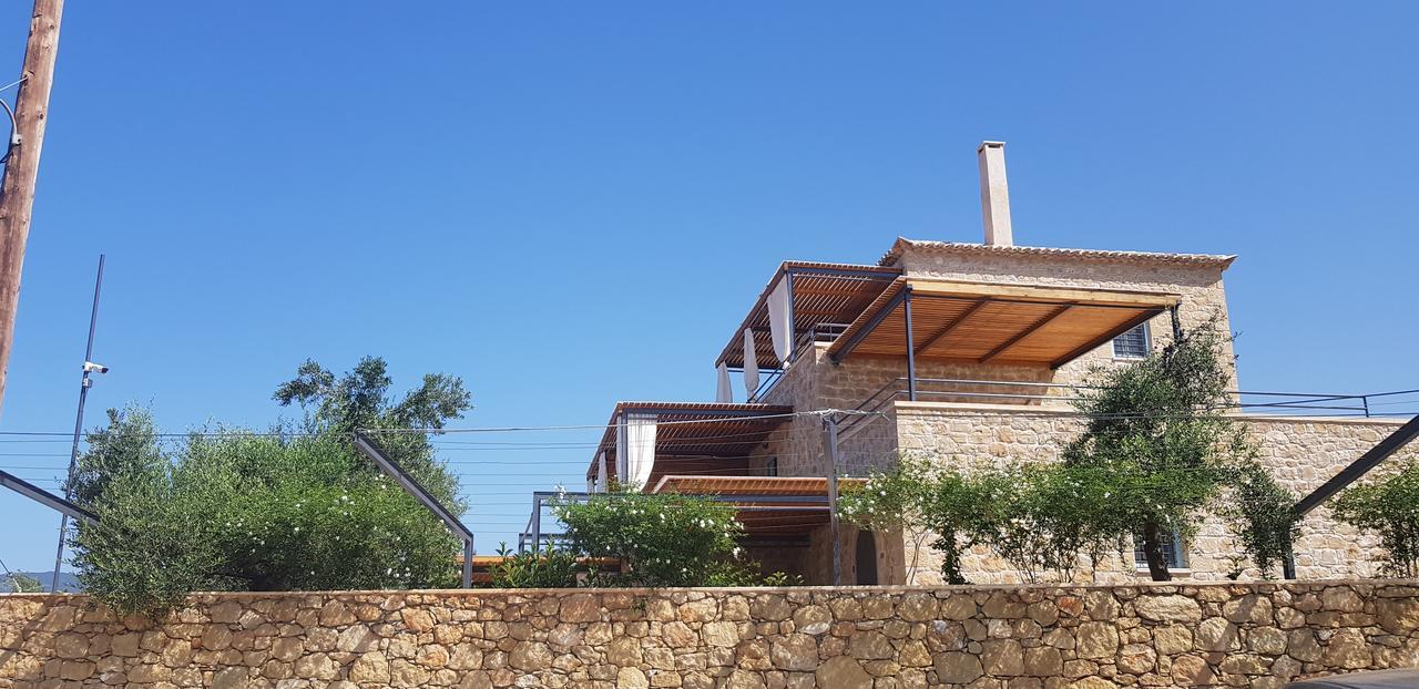 Lithos Guesthouse Kardamili Esterno foto